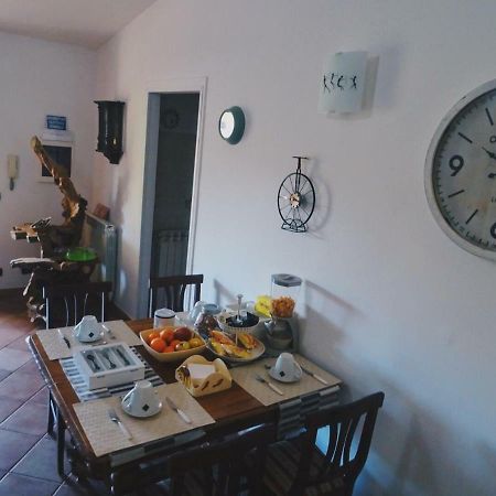 Hotel Clock'S House Fiumicino Esterno foto