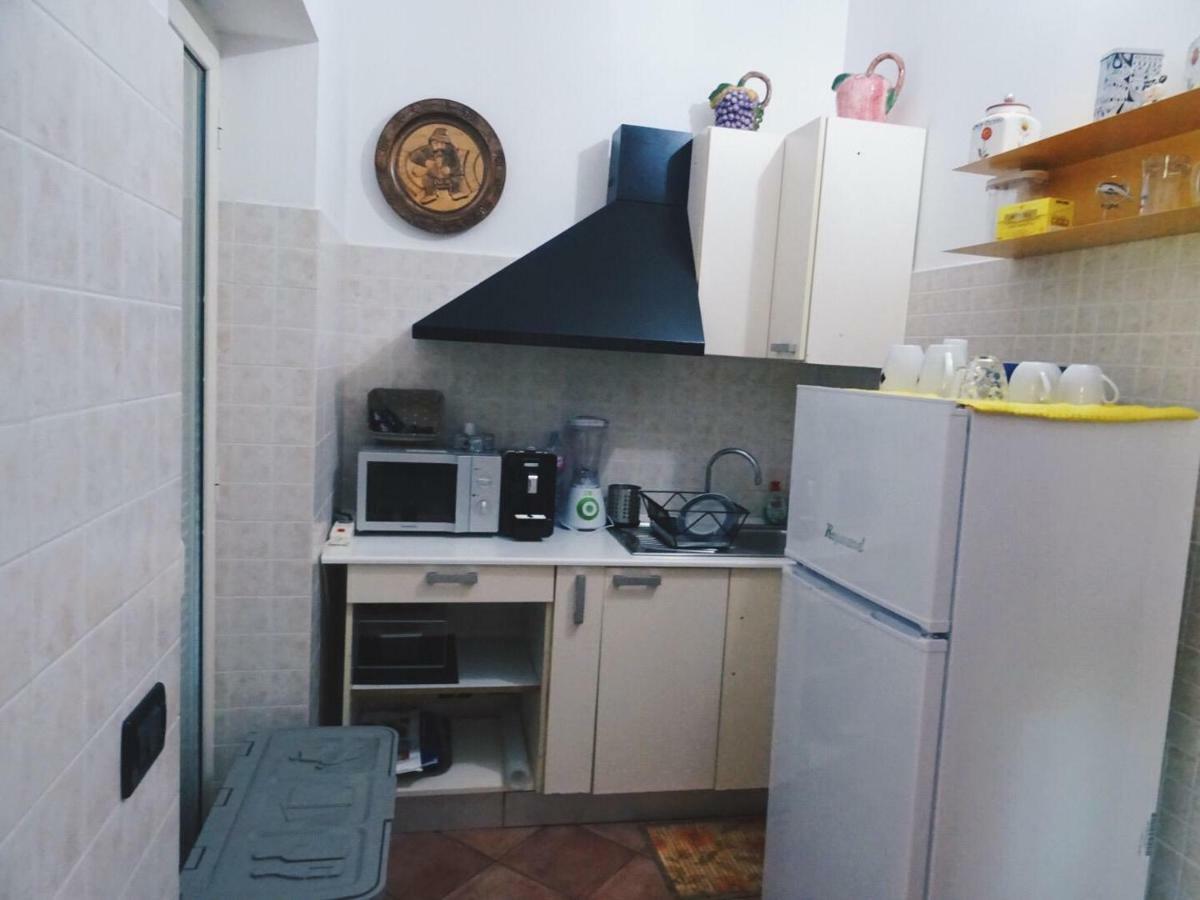 Hotel Clock'S House Fiumicino Esterno foto
