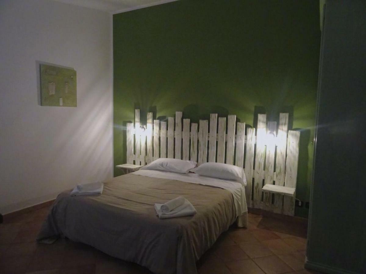 Hotel Clock'S House Fiumicino Esterno foto