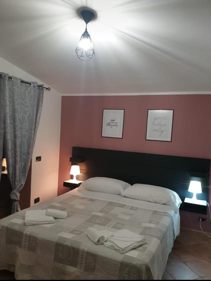 Hotel Clock'S House Fiumicino Esterno foto